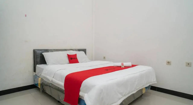 RedDoorz Syariah Near Syamsudin Noor Airport 4, Rezervovat Hotel Hotely v Kalimantan s parkováním, Parkování