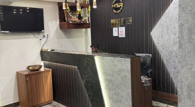 Hotel Sahara Residency
