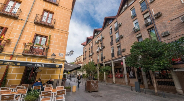 Apartamento mercado San Miguel, Забронировать Апартаменты/квартира Отели Мадрида с парковкой, рядом с Театр Монументал, Парковка