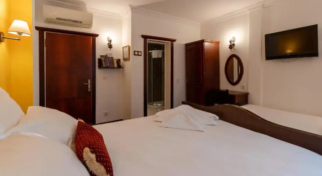 Трёхместный номер Standard Şebnem Hotel