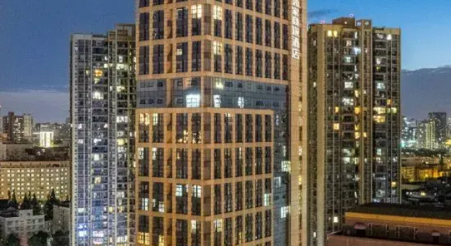 Homeinn Selected Hotel (Chengdu Wenshu Monastery Renmin North Road Subway Station), Boek Hotel Hotels in Chengdu met parkeren, Parkeren