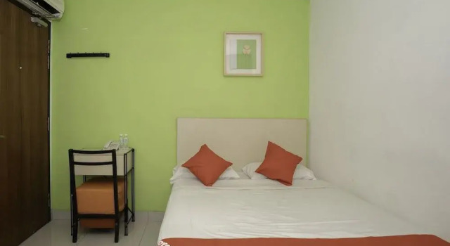 Oyo 903 Happy 92 Hotel