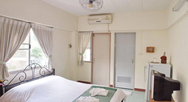 Thanapa Apartment