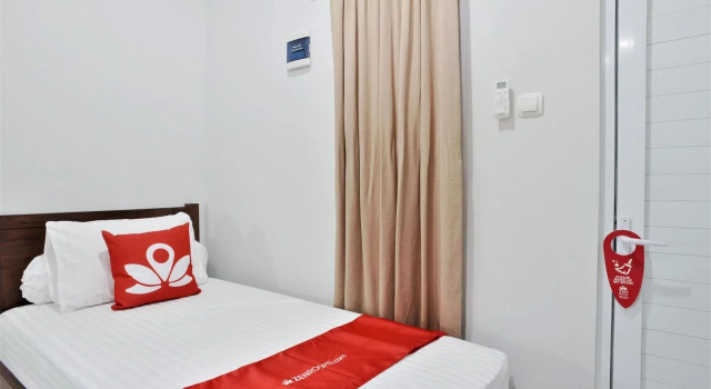 ZEN Rooms Bintaro Sector 3
