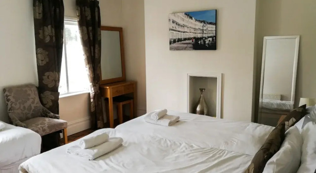 Коттедж The Big Bristol House