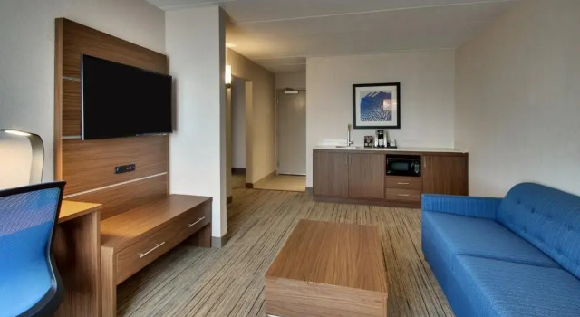 Люкс c 1 комнатой Holiday Inn Express Atlantic City W Pleasantville by IHG