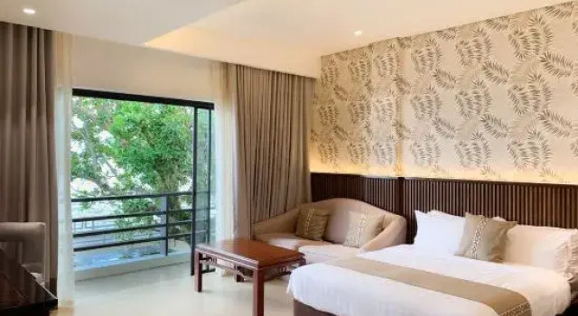 Номер Premier The Tropics at MacArthur Park Resort and Convention Center