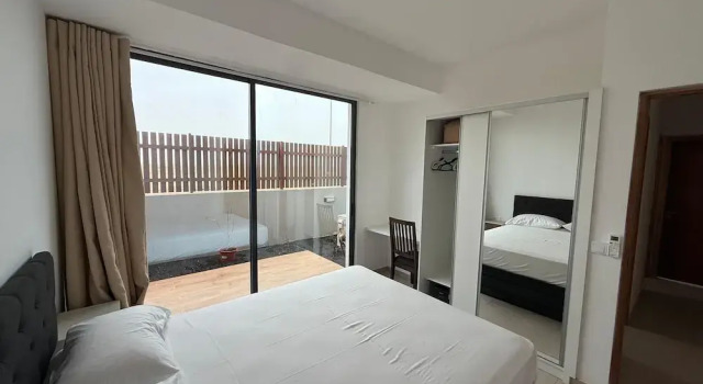 Joli Beach House - Spacious Ground Floor T2 Apartment