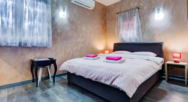 Castelomi, Book Hotel Billige hoteller i Podgorica Amt