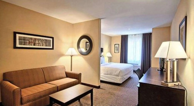 Двухместный номер Standard Comfort Suites Lewisburg near University
