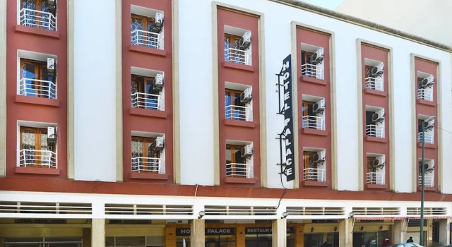 Hotel PALACE, Rezervovat Hotel Hotely v Meknes-Tafilalet s parkováním, Parkování