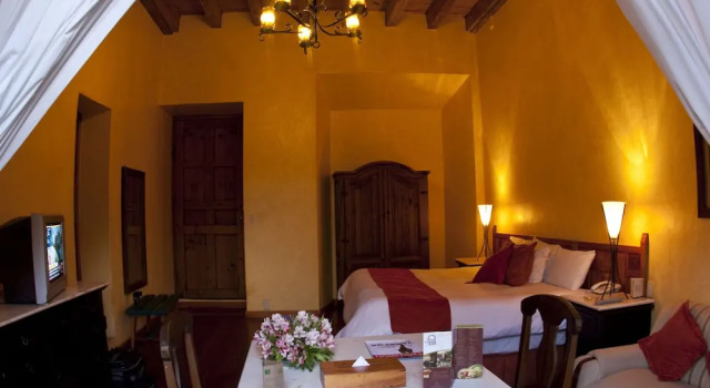 Двухместный номер Standard с балконом Hotel Ciudad Real Centro Historico
