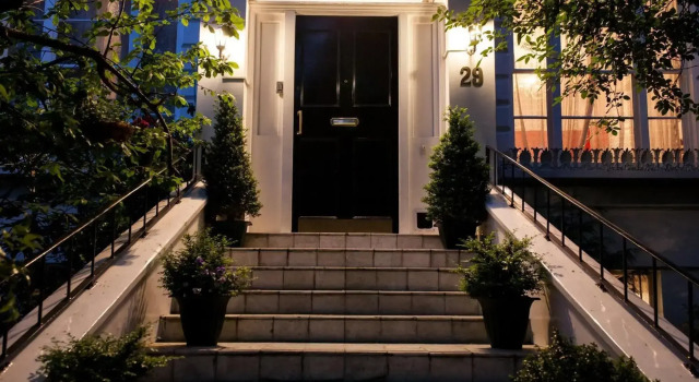Dawson Place, Juliettes Bed and Breakfast, Забронировать Гостевой дом Кенсингтон и Челси Лондон, рядом с Рынок Acklam Village
