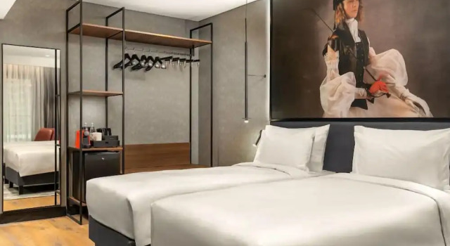 Номер Superior с балконом Radisson RED Hotel Izmir Point Bornova
