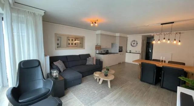 Апартаменты Cosy Appartement- 2 slaapkamers schuin zeezicht met Garage