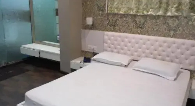 Darshan Lodging, Забронировать Отель Отели Нави-Мумбай с парковкой, Парковка