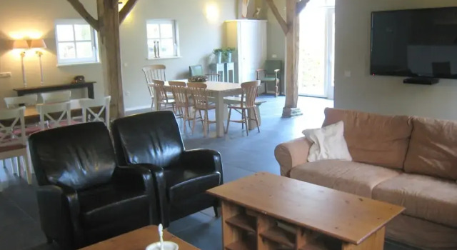Spacious Holiday Home near National Park