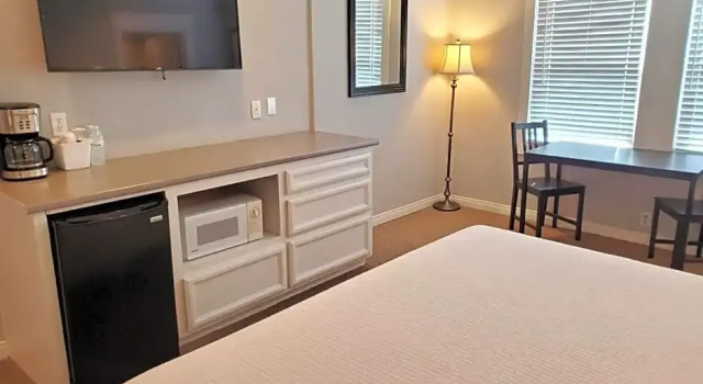 Одноместный люкс Coronado Inn
