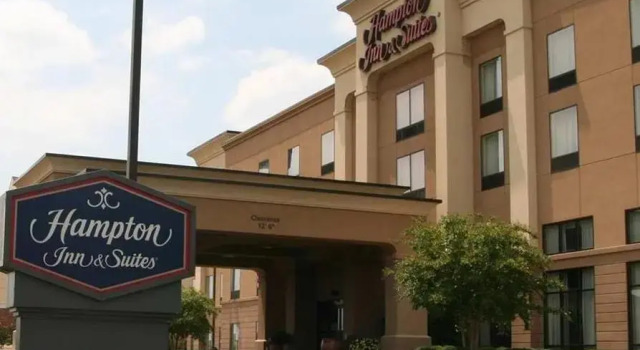 Люкс Hampton Inn & Suites Oxford-Anniston