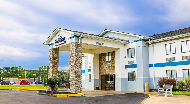 Baymont by Wyndham Port Wentworth, Забронировать Отель Порт-Уэнтворт Джорджия