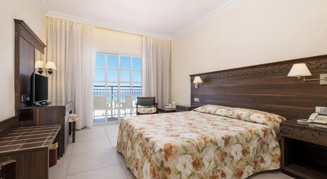 Двухместный номер Standard с видом на сад Anais Bay Hotel