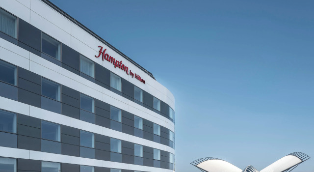 Hampton by Hilton Lyon Airport