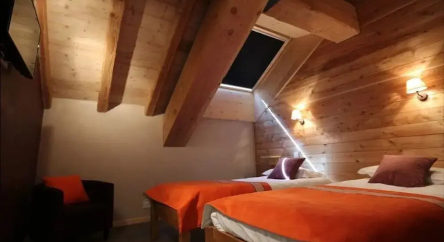Les Chalets d'Adrien 9, Забронировать Шале Виллы Овернь-Рона-Альпы, Вилла