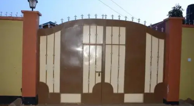 Old Moshi Hostel, Varaa Hostelli Moshi Hai