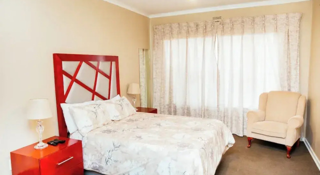 Номер Superior Sandton Hideout B&B