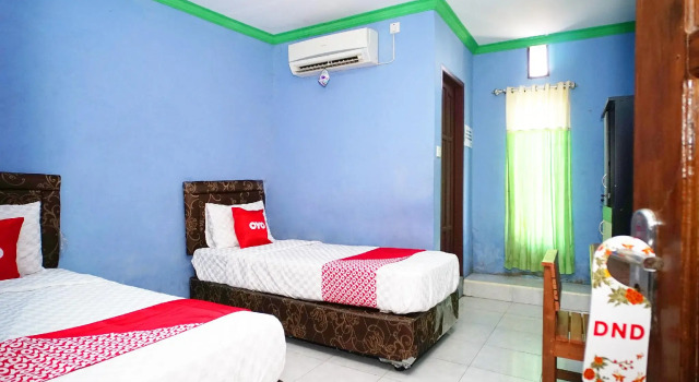 Двухместный номер Deluxe OYO 2343 Winolanto Guest House Syariah