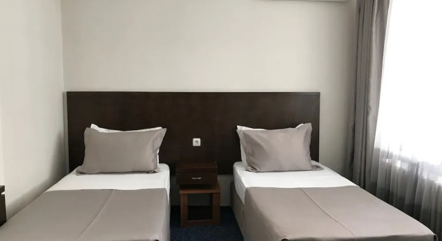 Camera familiare Standard con balcone Hande Hotel