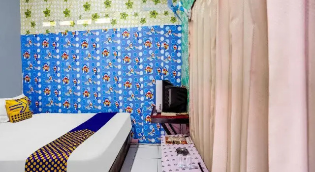 SPOT ON 91060 Villa Wijaya Homestay, Book Villa Billige hoteller i Prigen
