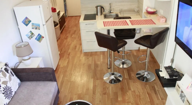 Двухместные апартаменты с балконом One bedroom Apartment Centar 10