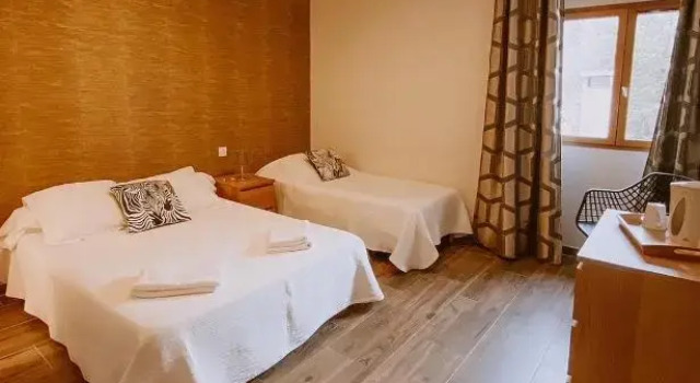 Трёхместный номер Standard Auberge De La Foret Bonifatu
