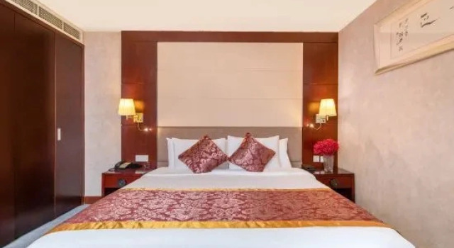 Полулюкс Business Wuzhou Hotel