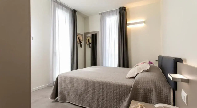 Residence Panama, Забронировать Отель Отели Лидо ди Езоло с бассейном, рядом с Аквапарк Акваландия, Бассейн