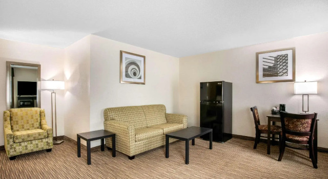 Firedobbelt suite Quality Inn & Suites Metropolis I-24