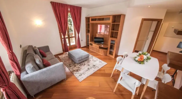 Chalet Felse, Varaa Mökki Mökit kohteessa Bormio, Mökki