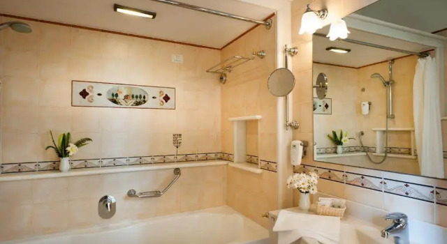 Трёхместный номер Superior с видом на море Hotel Villa Schuler