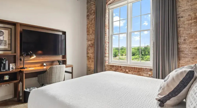 Двухместный номер Classic с видом на реку City Mills Hotel