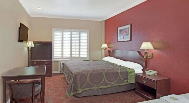 Двухместный номер Super 8 by Wyndham North Hollywood