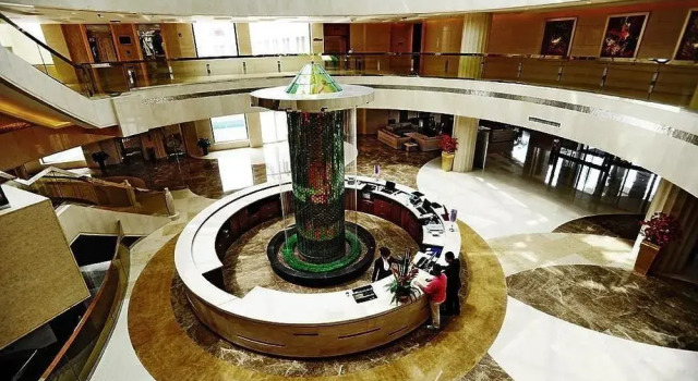 Nangong Spring Season Hotel, Rezerwuj Hotel Hotele 4-gwiazdkowe w Pekin, 4*
