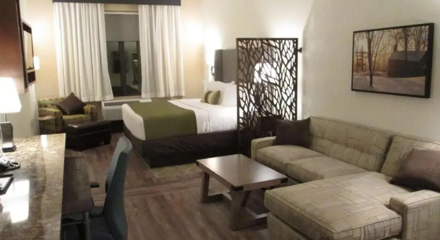 Номер Standard Best Western Plus Franciscan Square Inn & Suites Steubenville