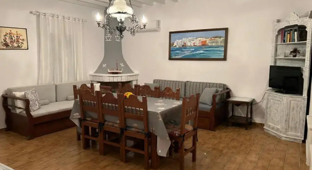 She Mykonos Boutique Hotel, Забронировать Отель Отели Миконоса с парковкой, рядом с Panagia Paraportiani Church, Парковка