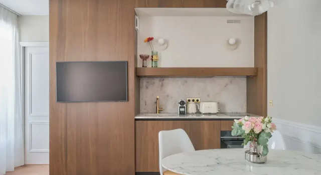 Апартаменты Deluxe c 1 комнатой с балконом и с видом на город Nestay Les Halles