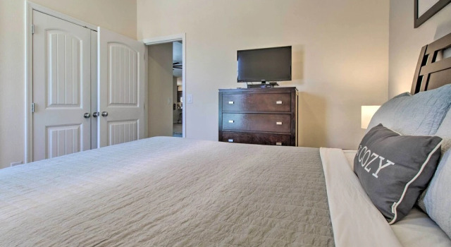 Коттедж Davenport Disney-themed Resort Home w/ Club Access