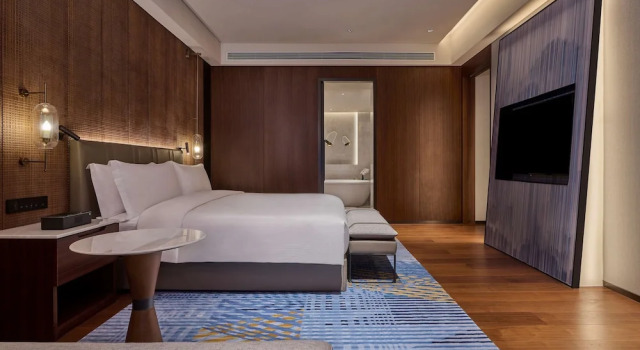 Двухместный люкс Ambassador Hilton Chongqing Liangjiang New Area
