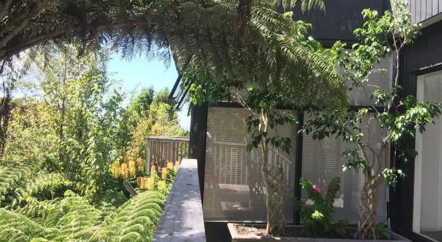 Seaview House with Entertaining Deck