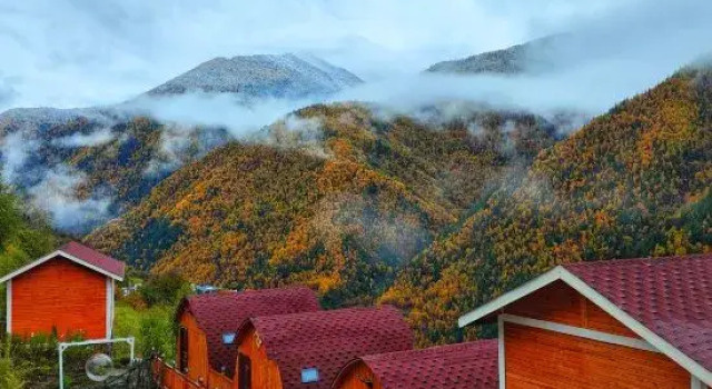 Mountain Tour Homestay（Four Sisters Mountains）, Rezerwuj Hotel Ngawa Chiny