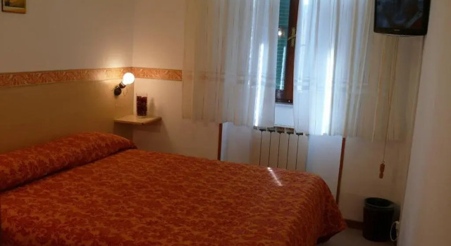 Locanda Due Torri, Book Hotel San Severino Marche 